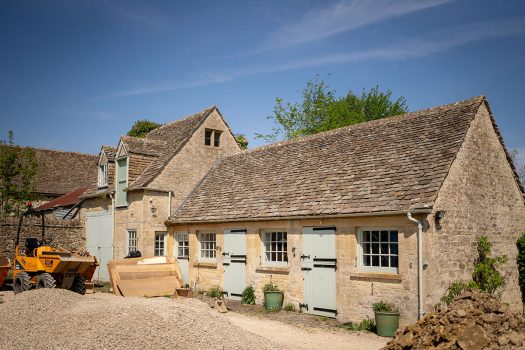 Grade II Cotswold House - Hill & Weatherall