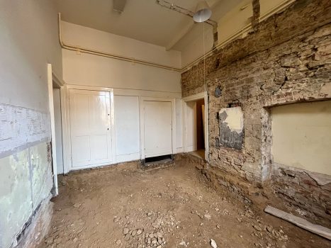 Grade II* Country House - Hill & Weatherall